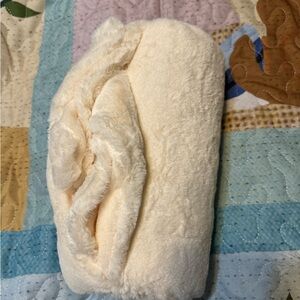 Faux fur white throw